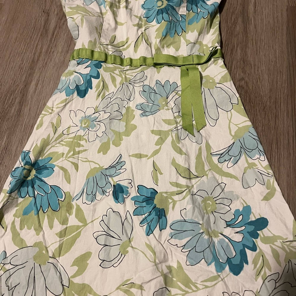 Floral Sundress with Green Accents Size 5 - Picture 2 of 3